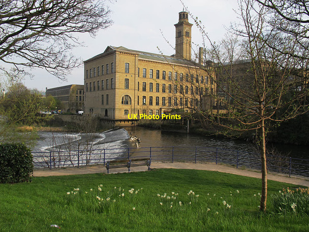 Photo 6"x4" Saltaire weir and mill Shipley\/SE1437 c2017