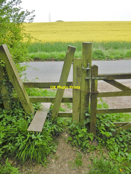 Photo 6"x4" Garston Wood, stile Deanland c2017