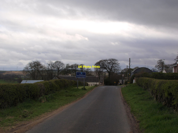 Photo 6"x4" Entering Auldhouse at Crosshill Auldhouse c2017