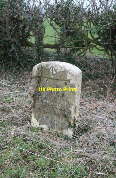 Photo 6"x4" Old Milestone by the A422, Brackley Road, east of Westbury Westbury\/SP6235 c2012