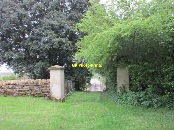 Photo 6"x4" The churchyard entrance, Plumpton Plumpton\/SP5948 c2017