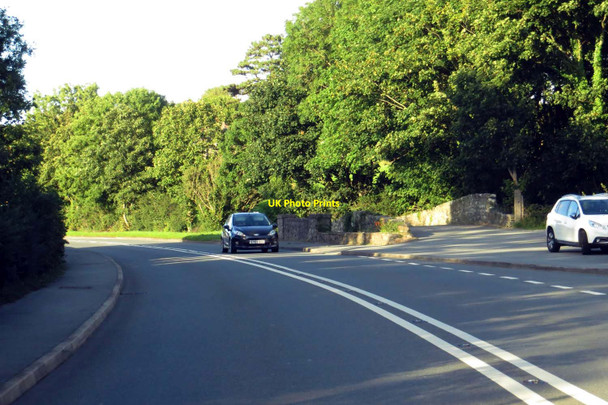 Photo 6"x4" The A499 on Pont y Felin Gryn Goch c2015