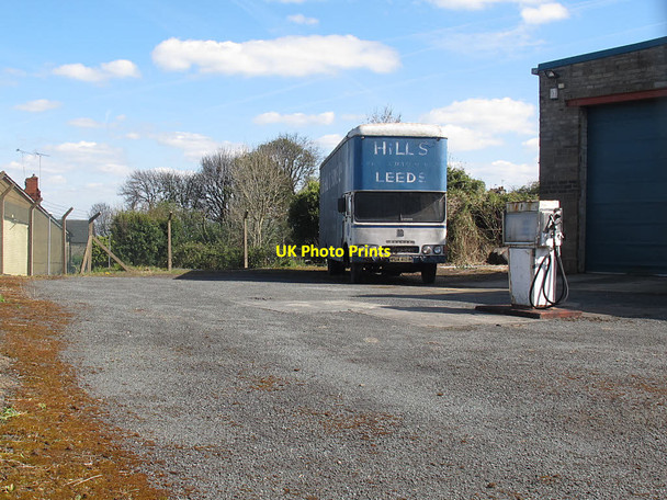 Photo 6"x4" Hills of Leeds Pudsey\/SE2233 c2017