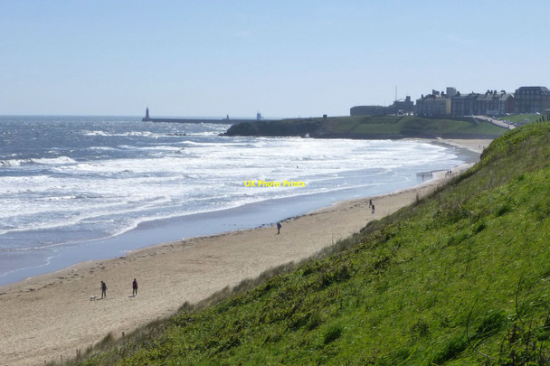 Photo 6"x4" Long Sands Cullercoats Tynemouth c2017