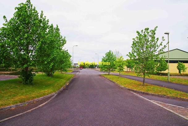 Photo 6"x4" Road on West Oxfordshire Retail Park, Carterton, Oxon Carterton\/SP2806 c2017