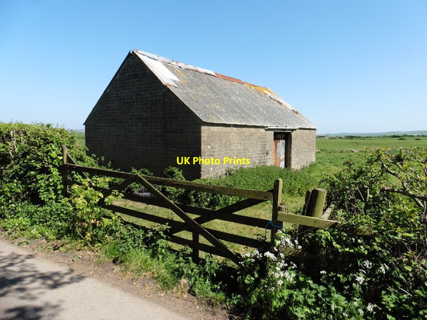 Photo 6"x4" Stone hut on Braunton Marsh Velator c2017