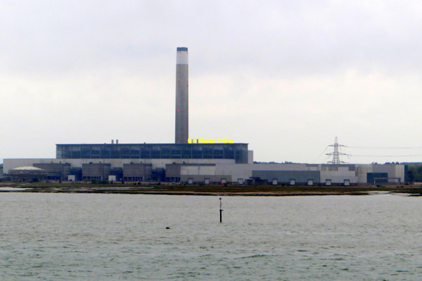 Photo 6"x4" Shoreline in front of Fawley power station Hook Park c2017