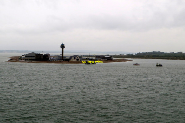 Photo 6"x4" Lookout and lifeboat station on Calshot Point Calshot c2017