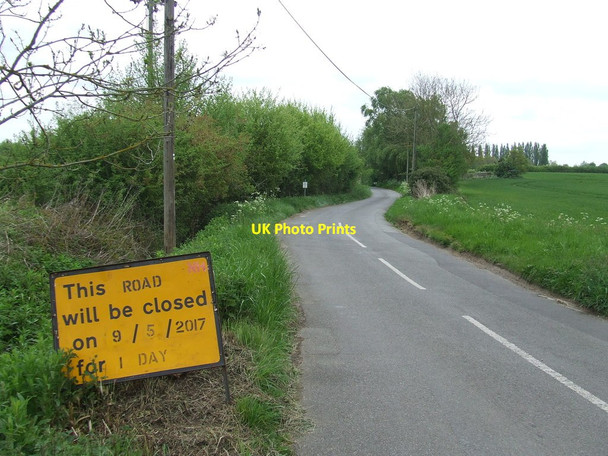 Photo 6"x4" Road Closed Cornish Hall End c2017
