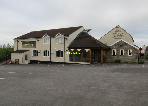 Photo 6"x4" Closed pub and restaurant  Asney c2017