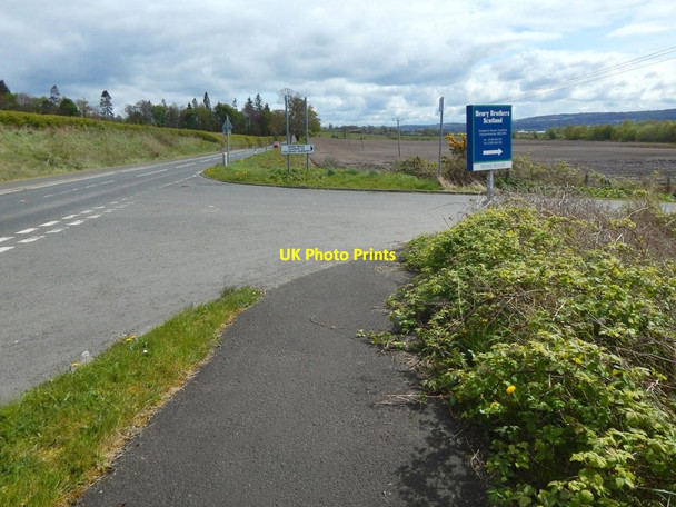 Photo 6"x4" Junction of Cardross Road and Moss Road Craigendoran c2017
