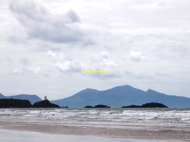 Photo 6"x4" Lighthouse on Llanddwyn Llanddwyn Island\/Ynys Llanddwyn c2017
