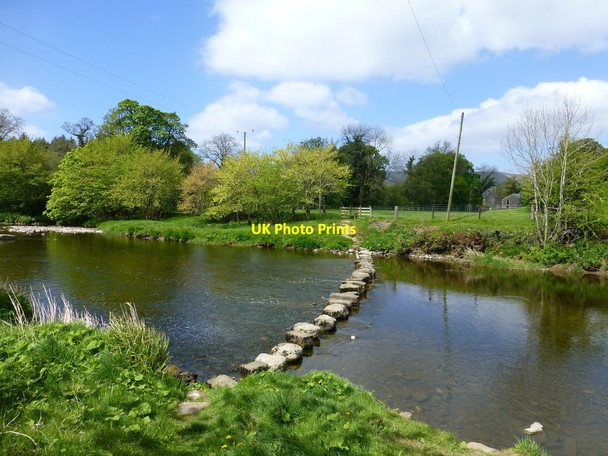 Photo 6"x4" Stepping stones at Stakes Chipping\/SD6243 c2017