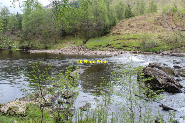 Photo 6"x4" River Orchy crossing a rock rib Bridge of Orchy c2017