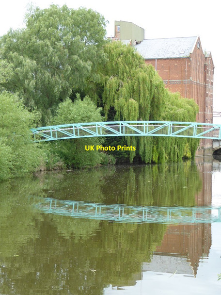 Photo 6"x4" Footbridge over Mill Avon Tewkesbury c2017