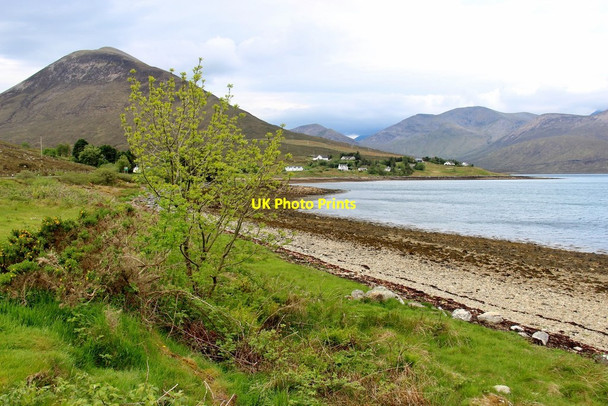 Photo 6"x4" Luib and the Red Cuillin Luib c2017