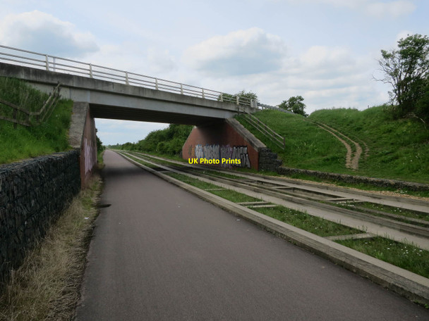 Photo 6"x4" Windmill bridge over the Guided Busway Swavesey c2017