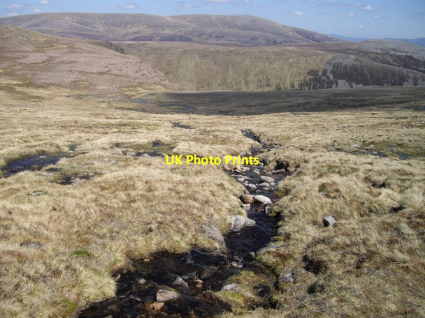 Photo 6"x4" Burn on Derry Cairngorm Derry Cairngorm c2017