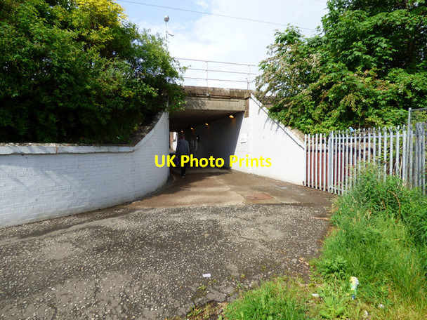 Photo 6"x4" Croftfoot railway station Rutherglen c2017
