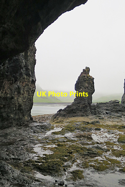 Photo 6"x4" Sea Stack Talisker c2017