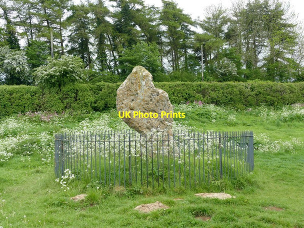 Photo 6"x4" Rollright Stones: the King Stone Little Rollright c2017