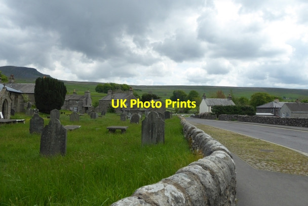 Photo 6"x4" B6479 next to the Church Horton in Ribblesdale c2017