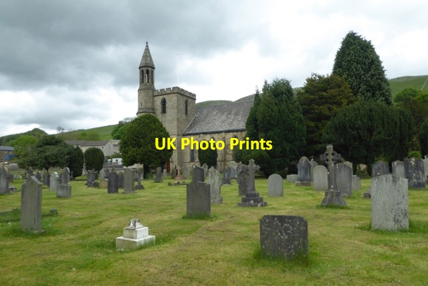 Photo 6"x4" Churchyard in Settle Settle c2017