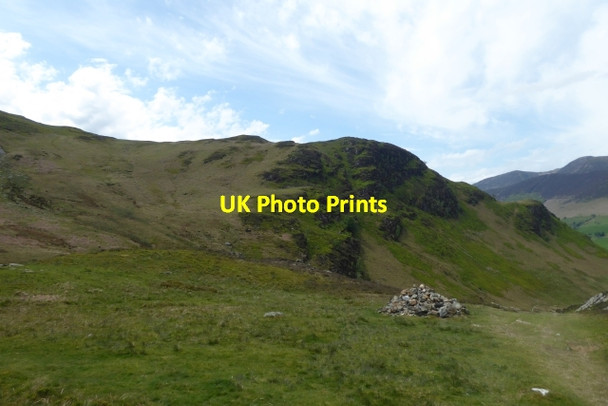Photo 6"x4" Cairn under Yewthwaite Comb Little Town\/NY2319 c2017