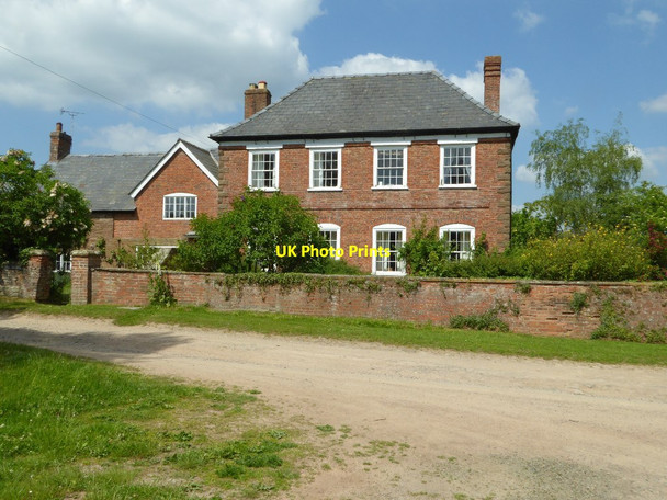 Photo 6"x4" Middleton Farmhouse Middleton on the Hill c2017