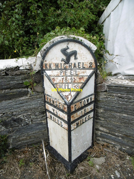 Photo 6"x4" Old Milepost by the A3, Ballacobb, Isle of Man Ballaugh c2015