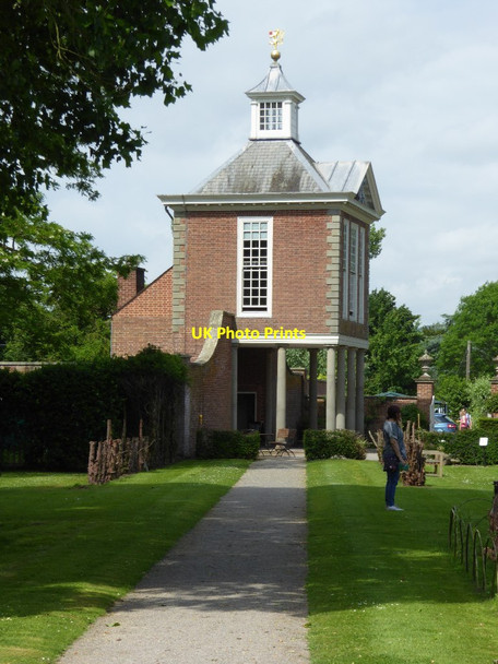 Photo 6"x4" The Tall Pavilion, Westbury Court Garden Strand\/SO7113 c2017