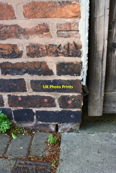 Photo 6"x4" Benchmark on #4A Prebend Street Leicester c2017