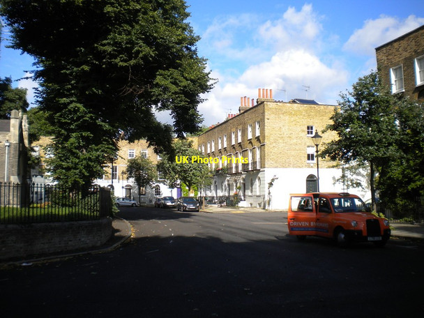Photo 6"x4" North side of Cloudesley Square, Islington London c2017