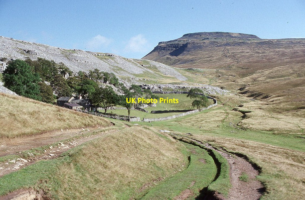 Photo 6"x4" Crina Bottom and Ingleborough Cold Cotes\/SD7171 c1990