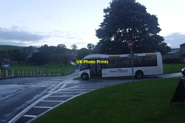 Photo 6"x4" Bus in Bainbridge Bainbridge c2016