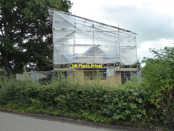 Photo 6"x4" Repairs to Earl's Croome Village Hall Baughton c2017 P1