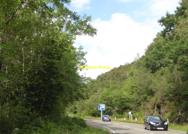 Photo 6"x4" Roadside parking place on A82 Beinn Bh\u00e0n\/NN0566 c2017