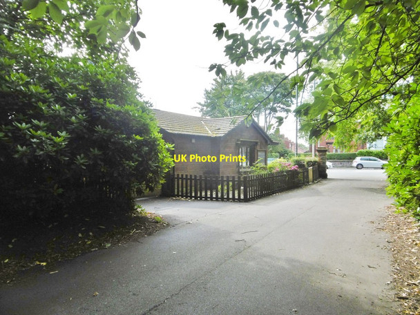 Photo 6"x4" St Helens, lodge St Helens\/SJ5095 c2017