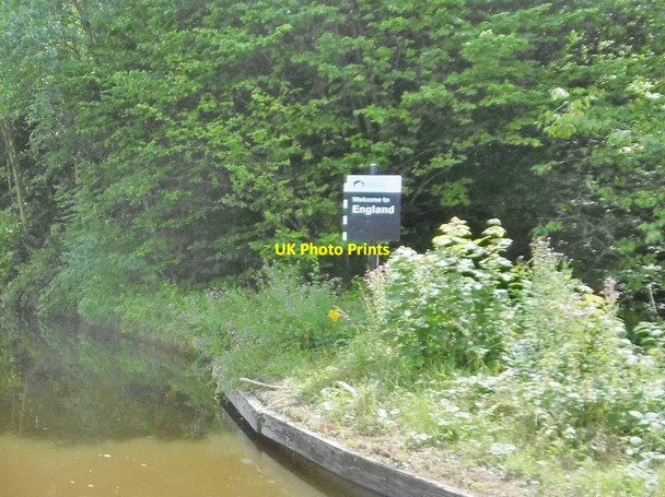 Photo 6"x4" Chirk Bank, welcome sign Chirk\/Y Waun c2017