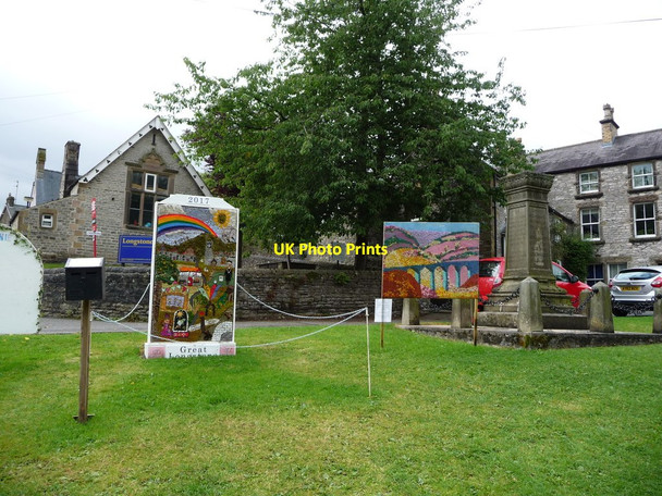 Photo 6"x4" Well dressing, Great Longstone, 2017 Great Longstone c2017