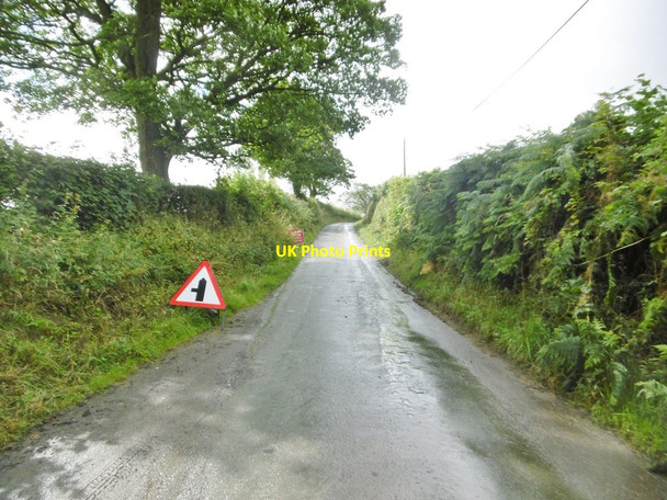 Photo 6"x4" Llanrhaeadr-ym-Mochnant, minor road Llanrhaeadr-ym-Mochnant c2017