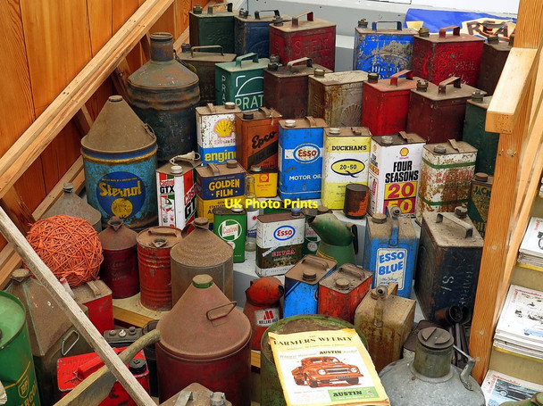 Photo 6"x4" Old oil cans in museum, Chain Bridge Honey Farm Loanend\/NT9450 c2017