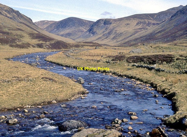 Photo 6"x4" Allt Ghlinn Thaitneich Spittal of Glenshee c1991