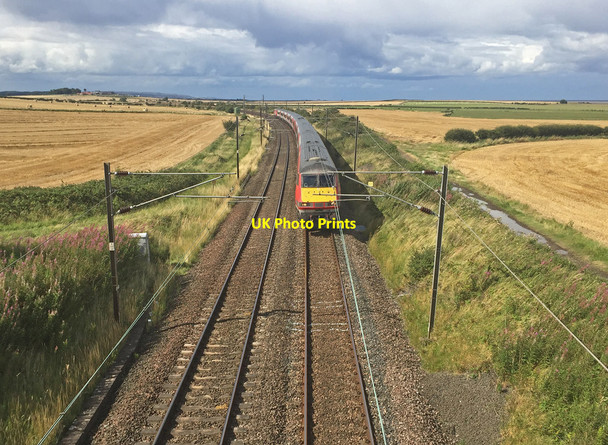Photo 6"x4" The East Coast Main Line at Fenham Fenwick\/NU0640 c2017
