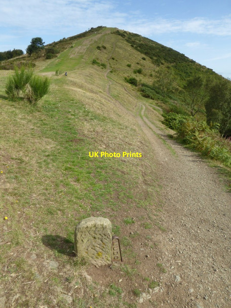 Photo 6"x4" Boundary Stone on the Malvern Hills Brand Green\/SO7641 c2017