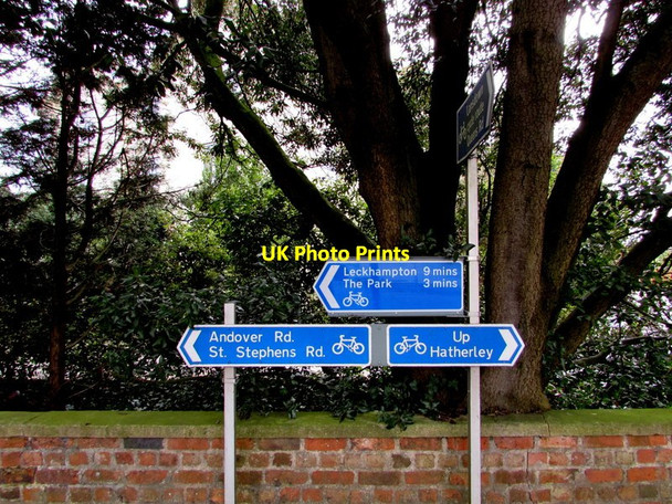 Photo 6"x4" Cycle route directions, Lansdown Road, Cheltenham Cheltenham c2016