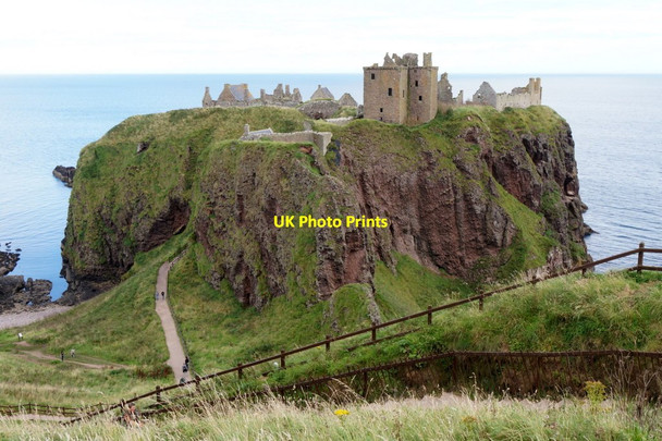 Photo 6"x4" Dunnottar Castle Stonehaven c2017