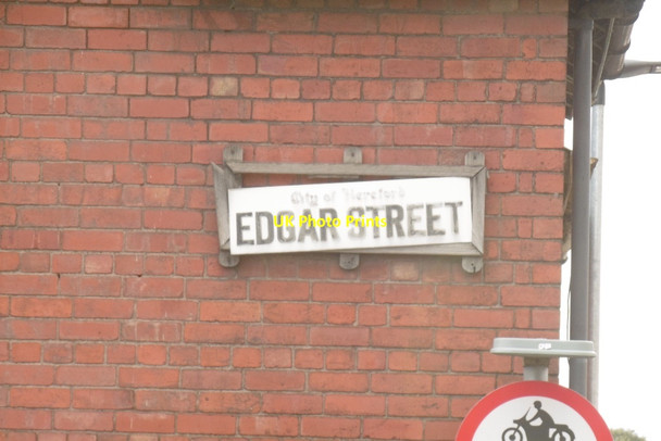 Photo 6"x4" Fading sign Hereford c2016