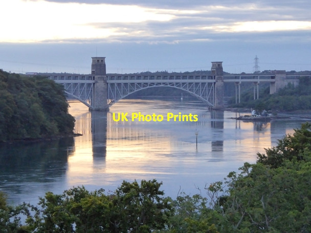 Photo 6"x4" Pont Britannia at dusk Capel-y-graig c2017