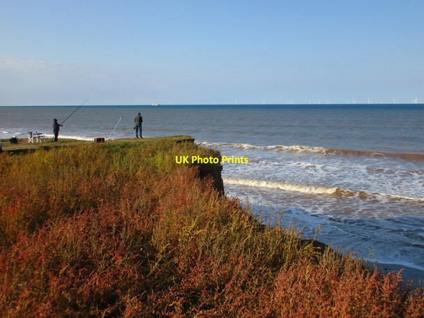 Photo 6"x4" Clifftop anglers Withernsea c2017